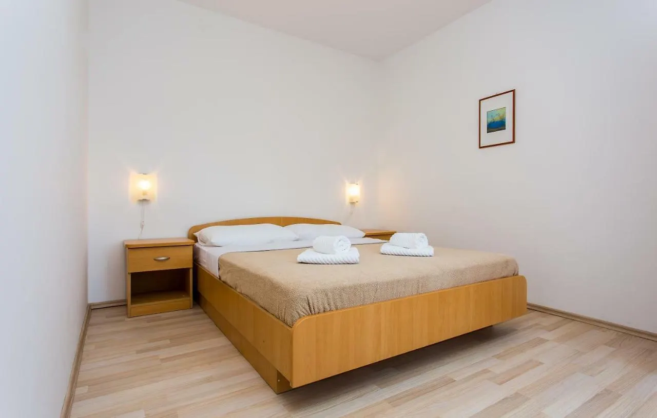 شقة Apartmani Tamara Baska
